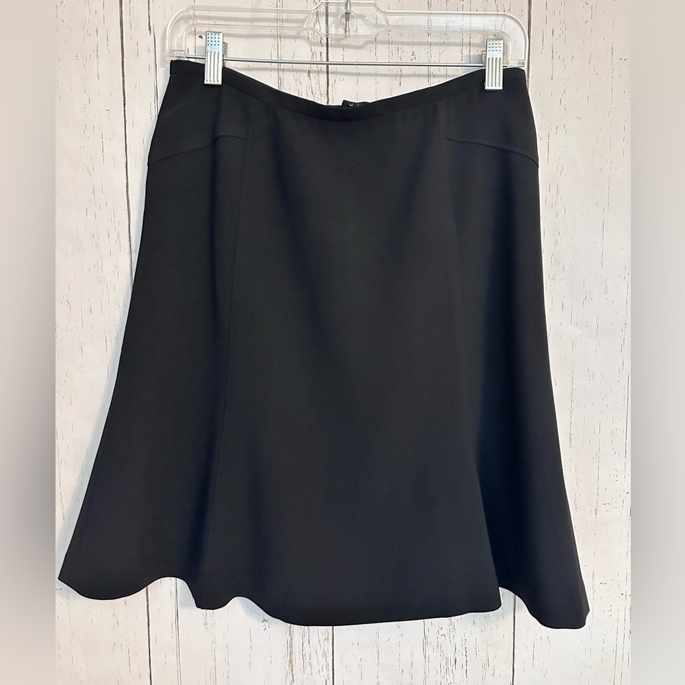 Ann Taylor Black Ruffle A-line Women’s Skirt Size 2P